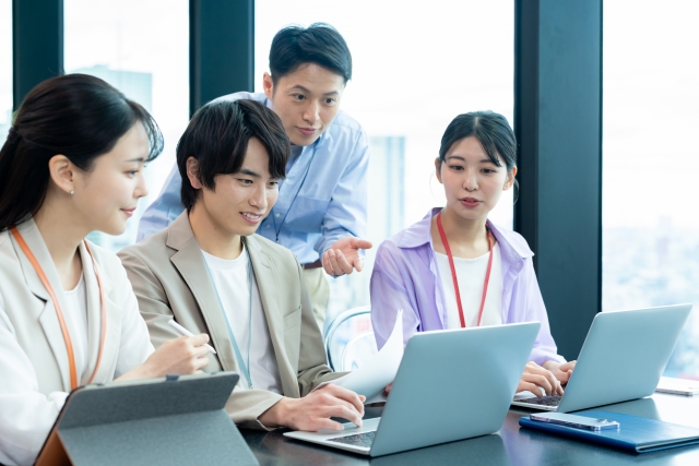 自社での開発